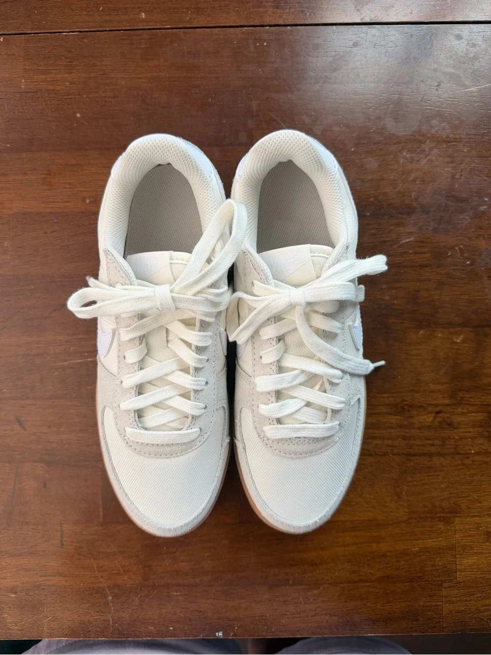 NIKE Field General White Low-Top Sneaker Gum Sole Youth Size 5.5 IF0465-102